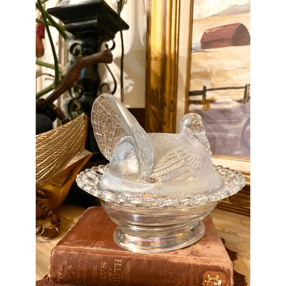 Large Crystal Carnival Glass Turkey on Nest Dish – Lace Edge Trinket Box – Mosse - Picture 5 of 5